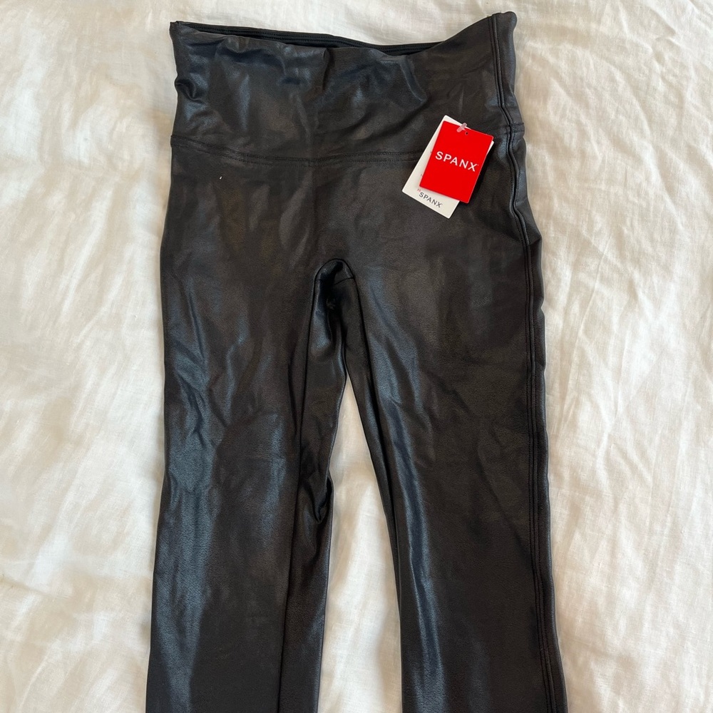 Spanx black faux leather leggings NWT